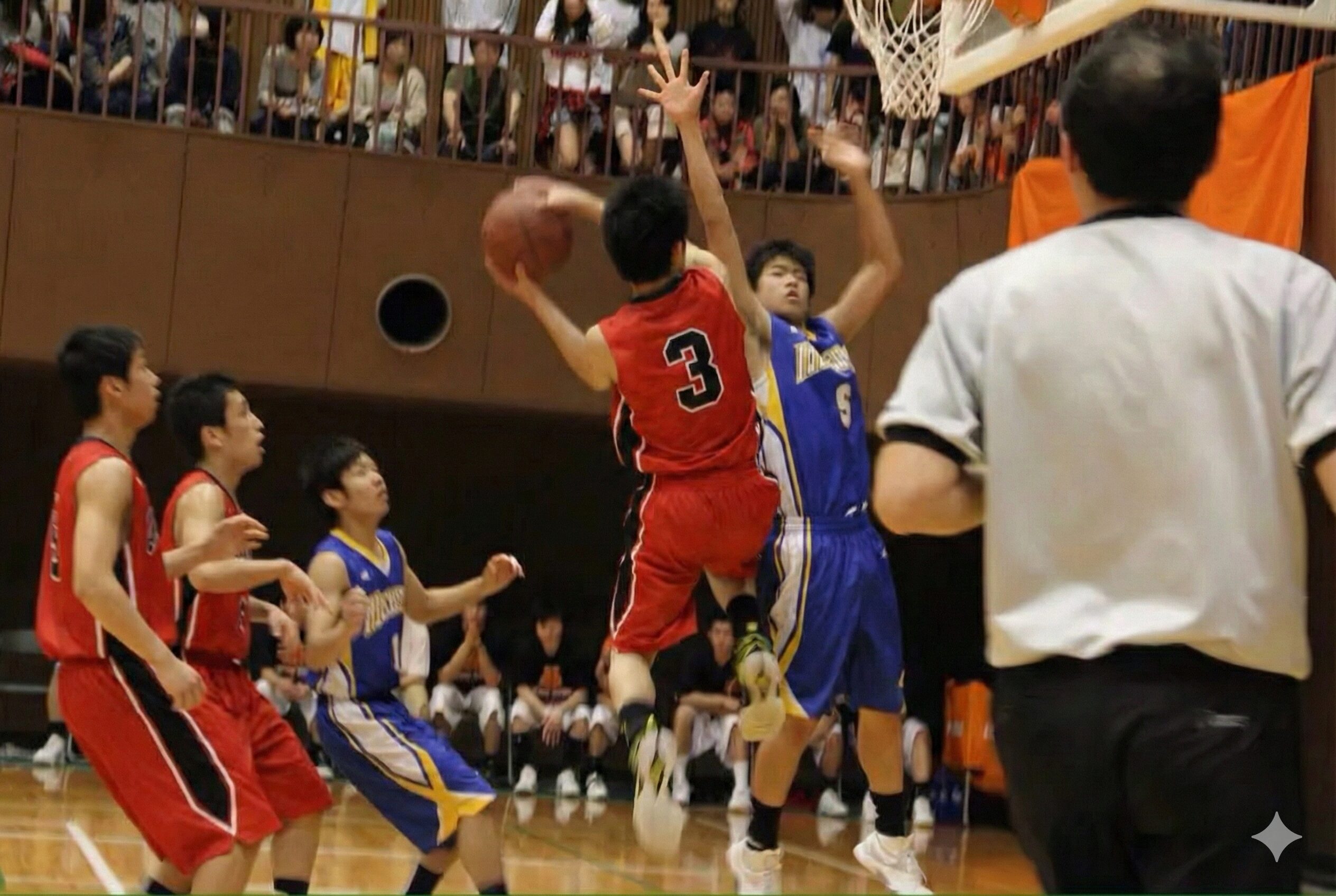 名古屋市南区の会場で跳び上がった際太ももに打撲を受ける選手