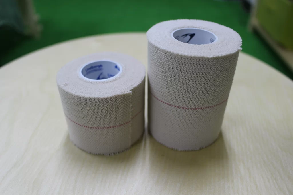 知多市からでもARK接骨院が解説するテーピング、エラスチコン